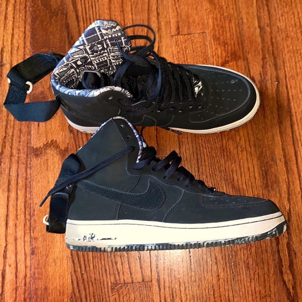 Nike Air Force 1